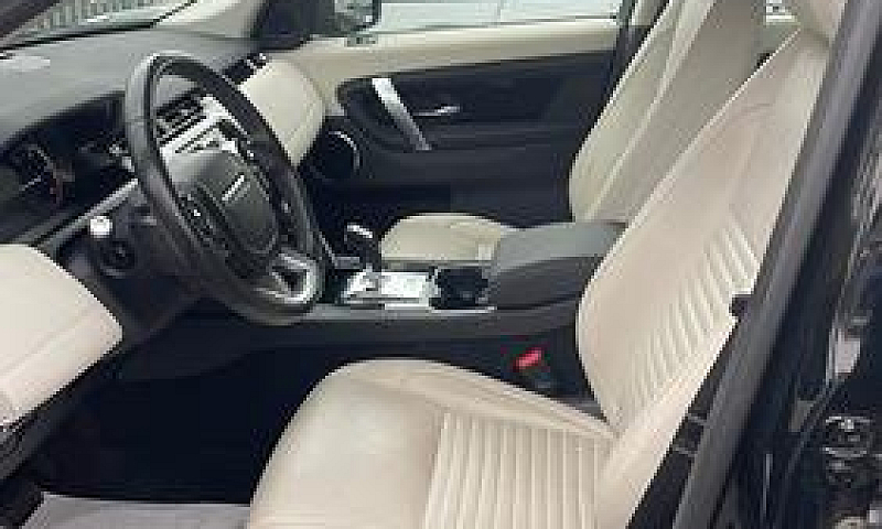 Land Rover Discovery...