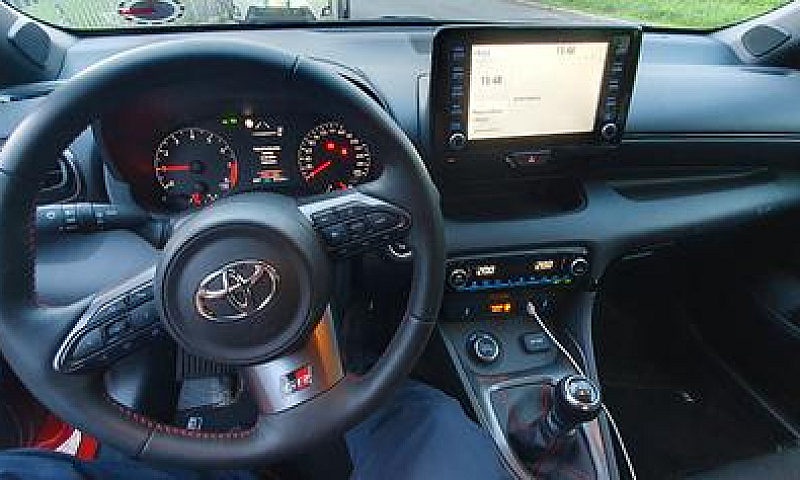Toyota Yaris Gr Circ...