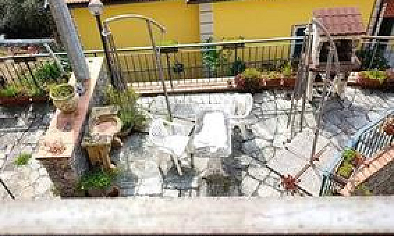 Appartamento Di 65 M...