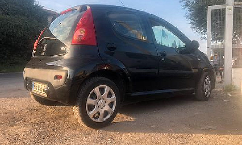 Peugeot 107...