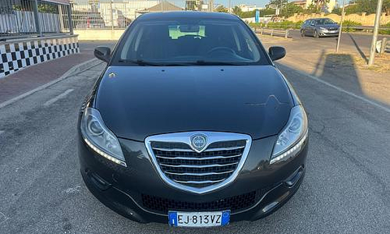 Lancia Delta 1.6 Mjt...