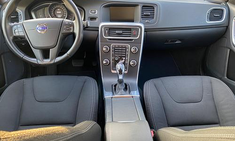 Volvo V60 D3 Geartro...