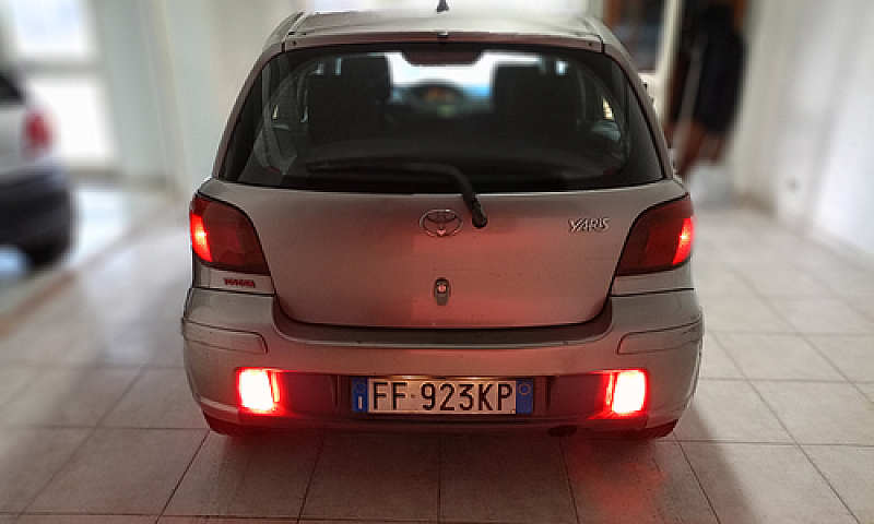 Toyota Yaris Ts 1.5 ...