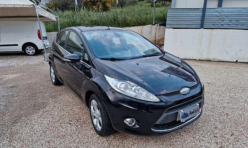Ford Fiesta Fiesta 1...