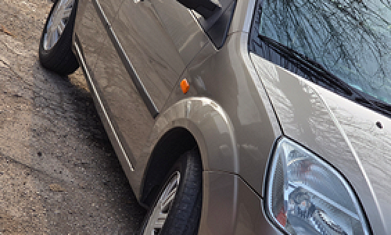 Ford Fiesta 2003...