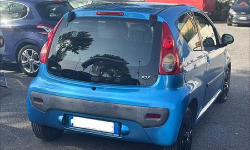 Peugeot 107 1.0 68Cv...