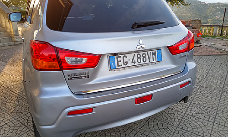 Mitsubishi Asx...