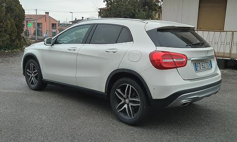 Mercedes Gla (X156) ...