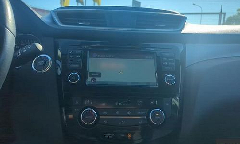 Nissan Qashqai 1.5 D...