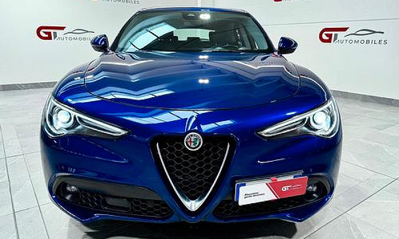 Alfa Romeo Stelvio 2...