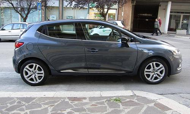 Renault Clio Dci 8V ...
