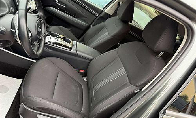 Hyundai Tucson Hybri...