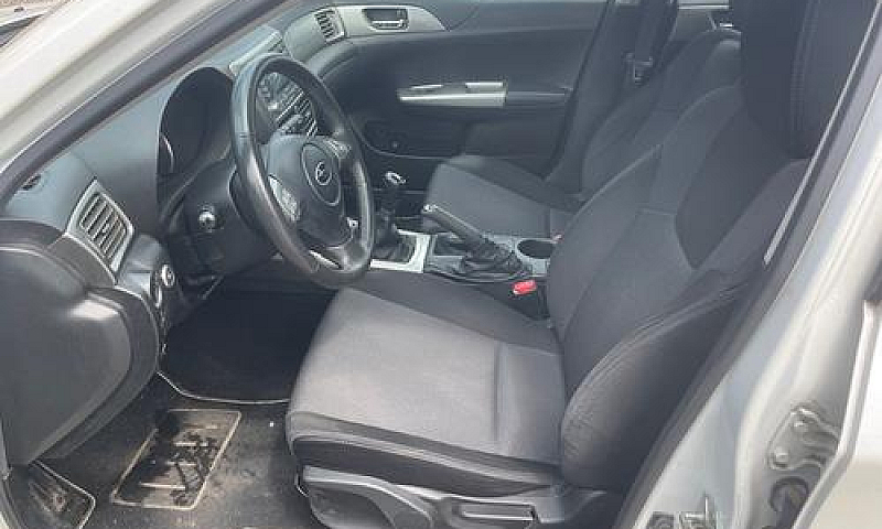 Subaru Impreza 2.0R ...