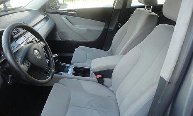 Volkswagen Passat 2....