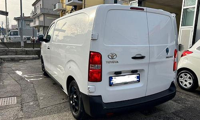 Toyota - Proace Vers...