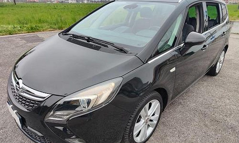 Opel Zafira Tourer 1...