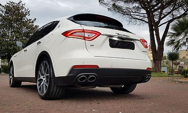 Maserati Levante V6 ...