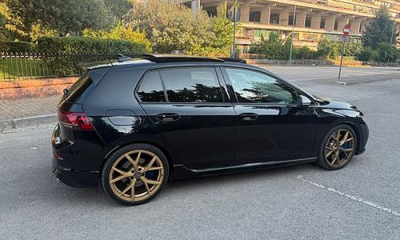 Golf 8R Full Optiona...