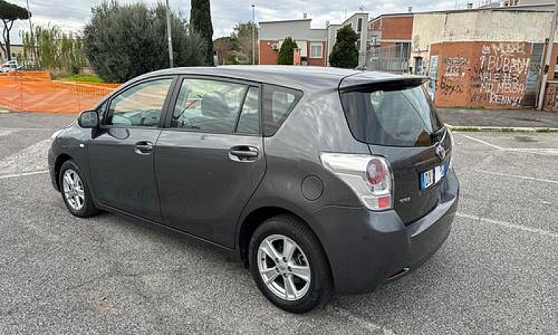Toyota Verso 1.6 Sol...