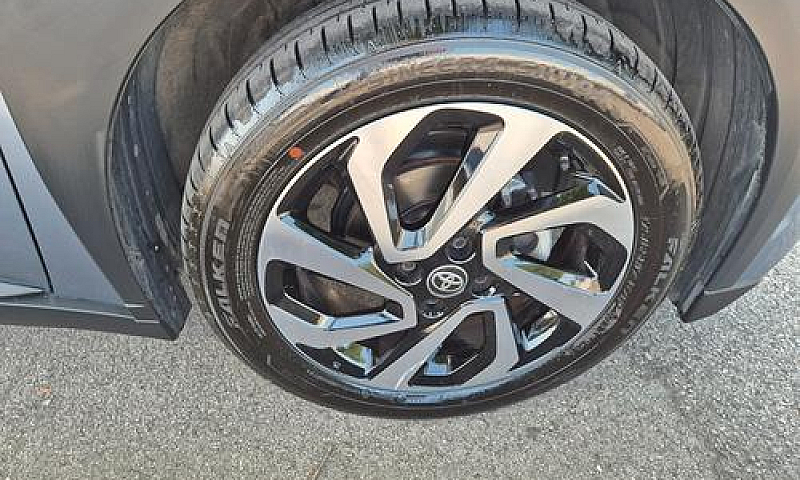 Toyota Aygo X 1.0 Vv...