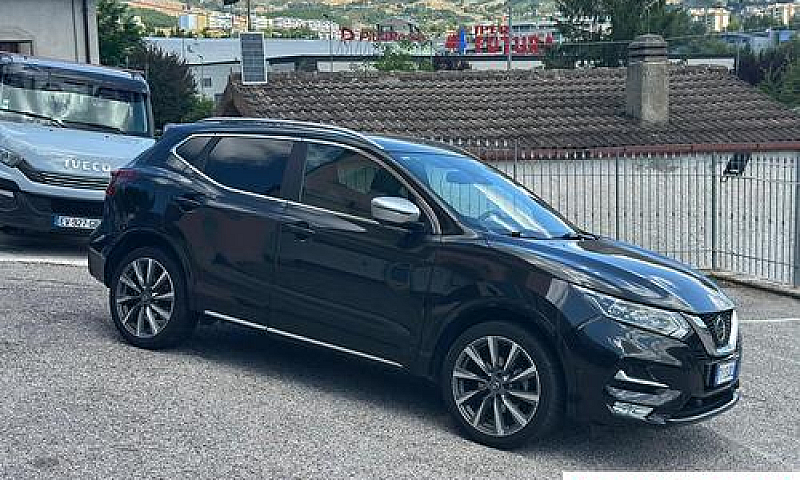 Nissan Qashqai 1.5 D...