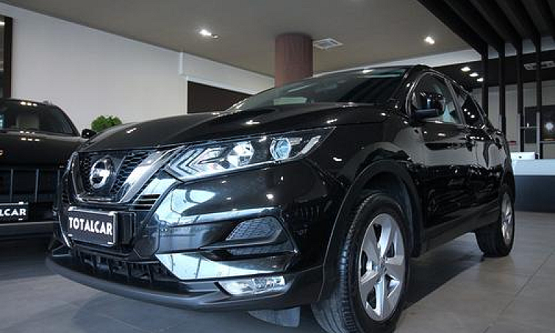 Nissan Qashqai 1.5 1...