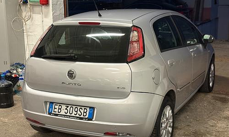 Fiat Punto Evo 1.2 5...