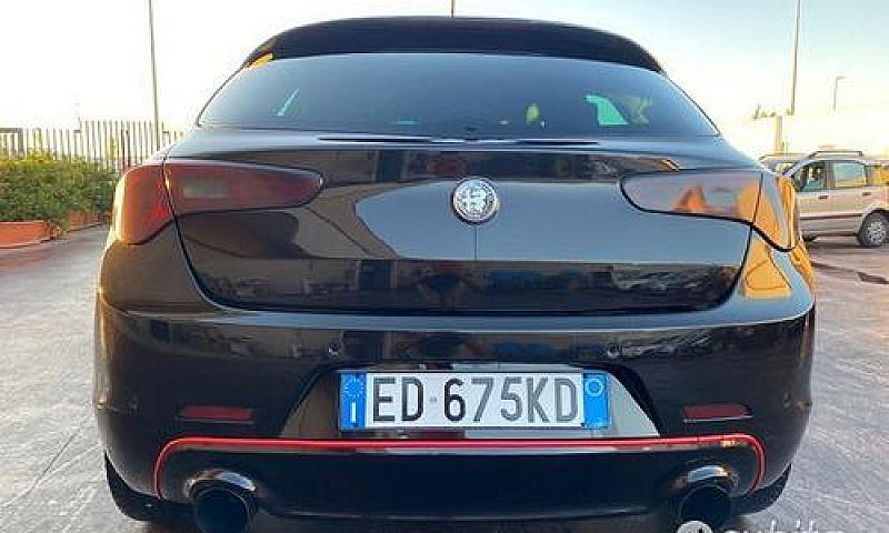 Alfa Romeo Giulietta...
