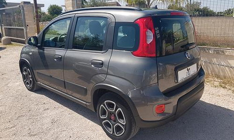 Fiat Panda 1.0 Hybri...