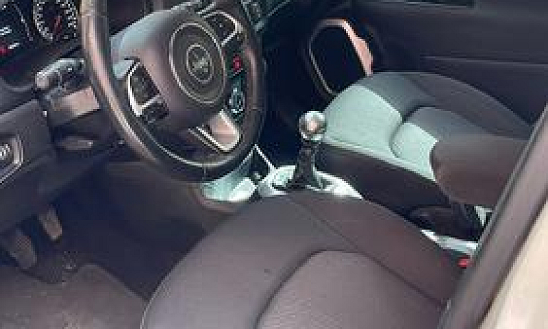 Jeep Renegade Longit...