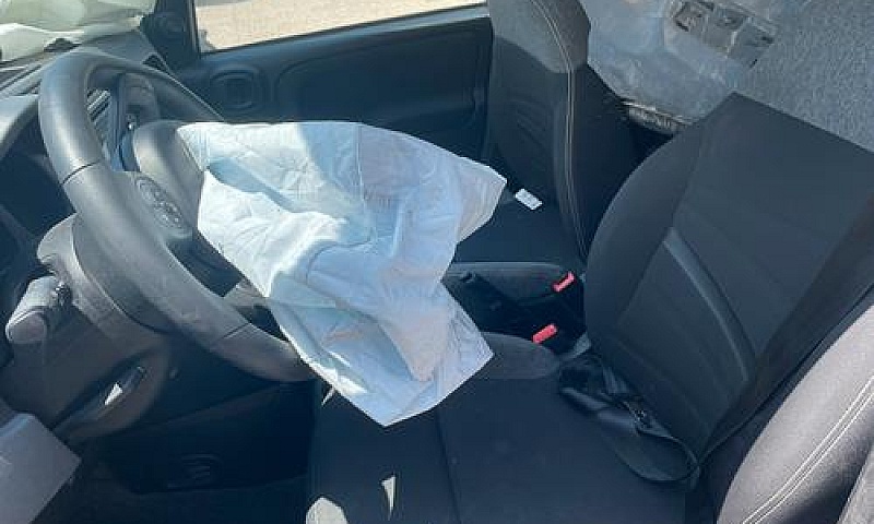 Fiat Panda 1.0 Hybri...