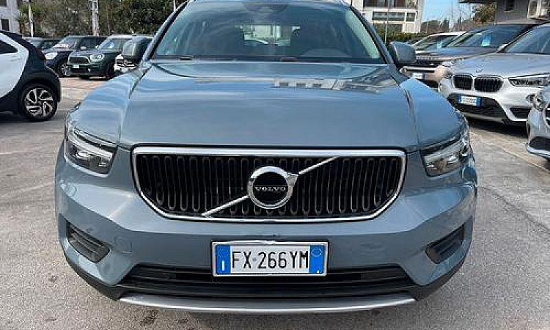 Volvo Xc40 2.0 D3 Mo...