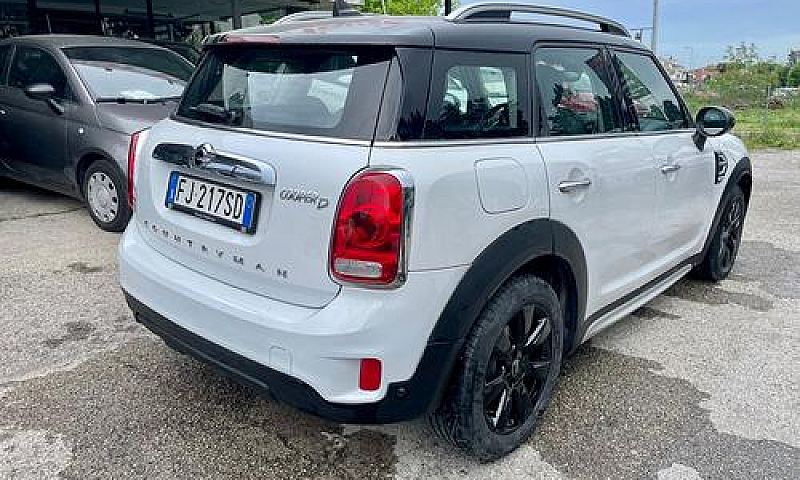 Mini Cooper D Countr...