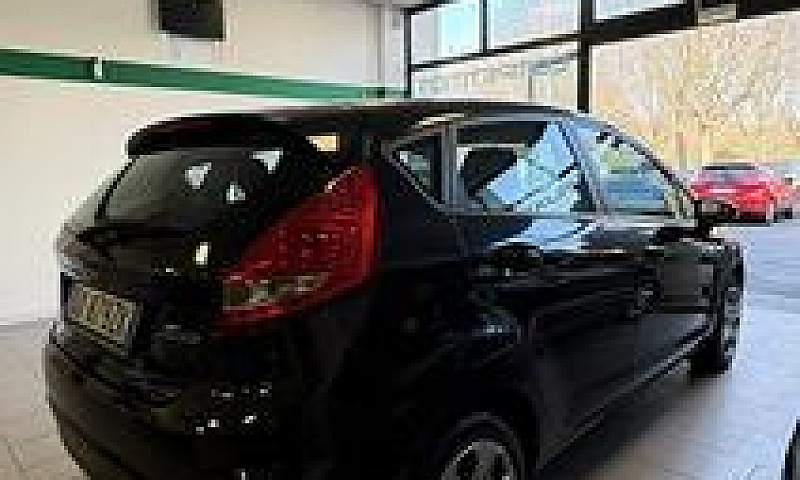 Ford Fiesta 1.2...
