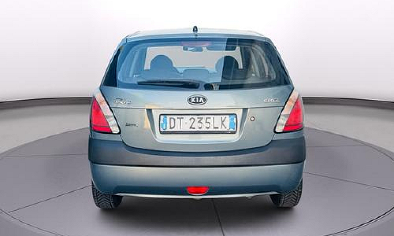 Kia Rio 1.5 Crdi 200...