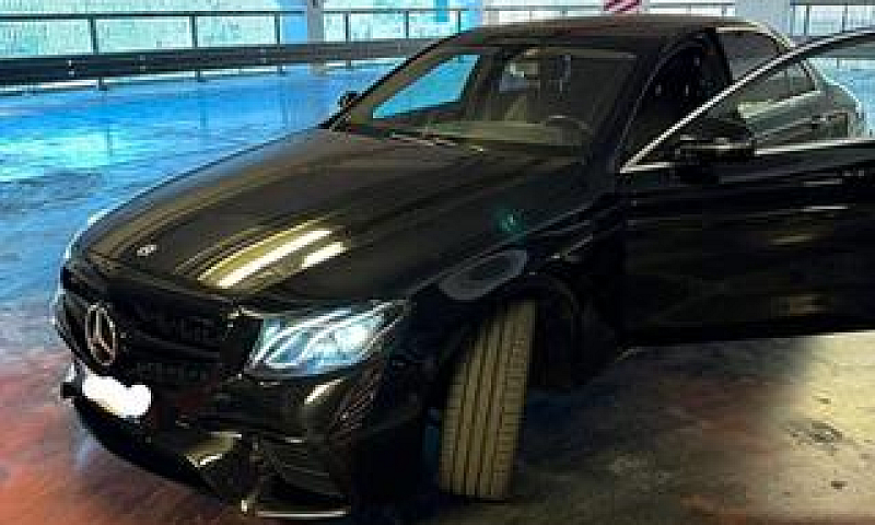 Mercedes Classe E...