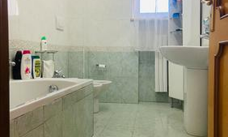 Triggiano-146 Mq-Via...