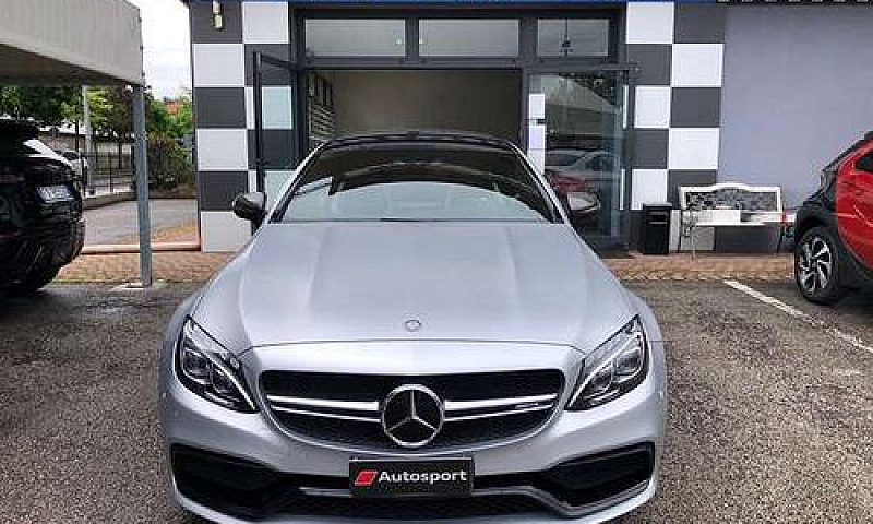 Mercedes-Benz C 63 A...