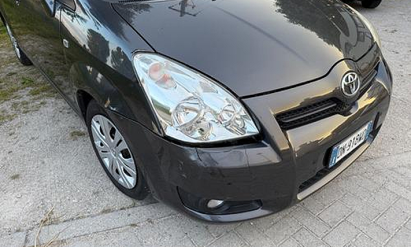 Toyota Verso - 2008...