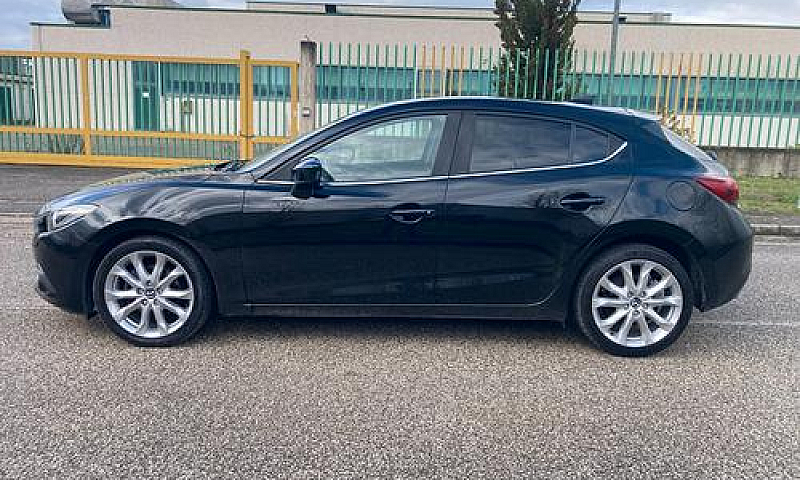 Mazda 3 2.2 Skyactiv...