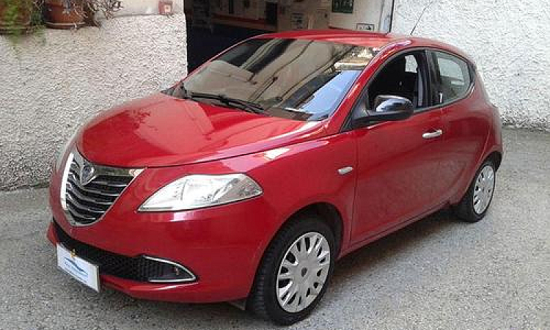 Lancia - Ypsilon - 0...