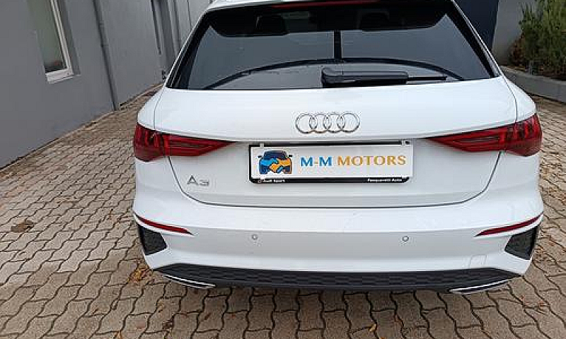 Audi A3 Spb 30 G-Tro...