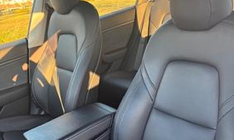 Tesla Model 3 Long R...