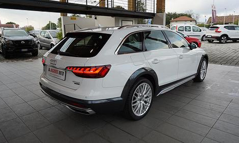 Audi A4 Allroad 40 T...