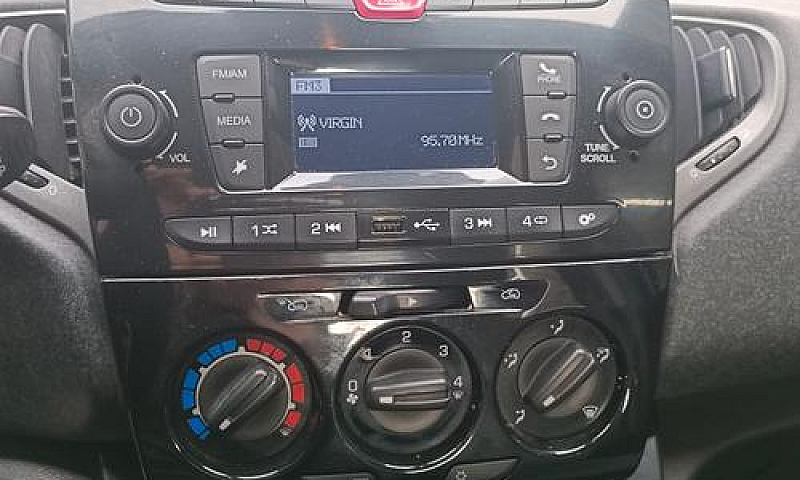 Lancia Ypsilon Gpl E...