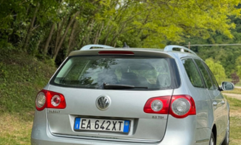 Volkswagen Passat Hi...