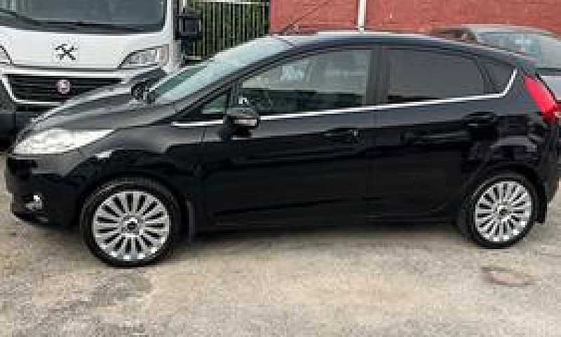 Ford Fiesta 5ª Serie...