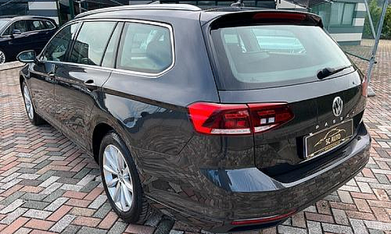 Volkswagen Passat Va...