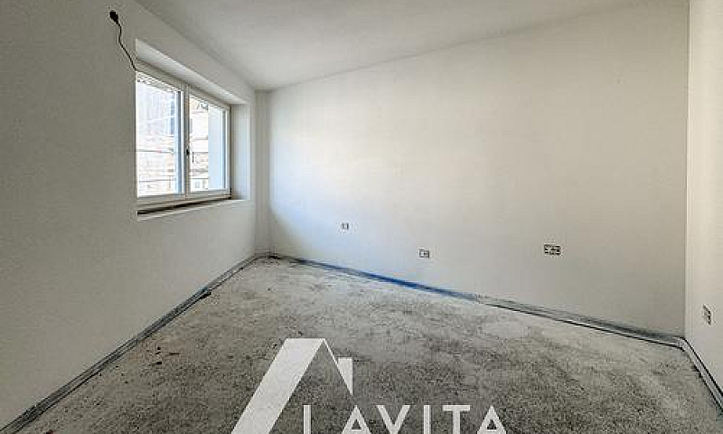 Nuovo Bilocale Con T...
