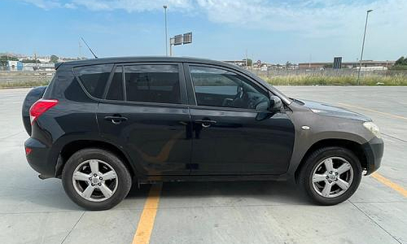 Toyota Rav 4 2006...